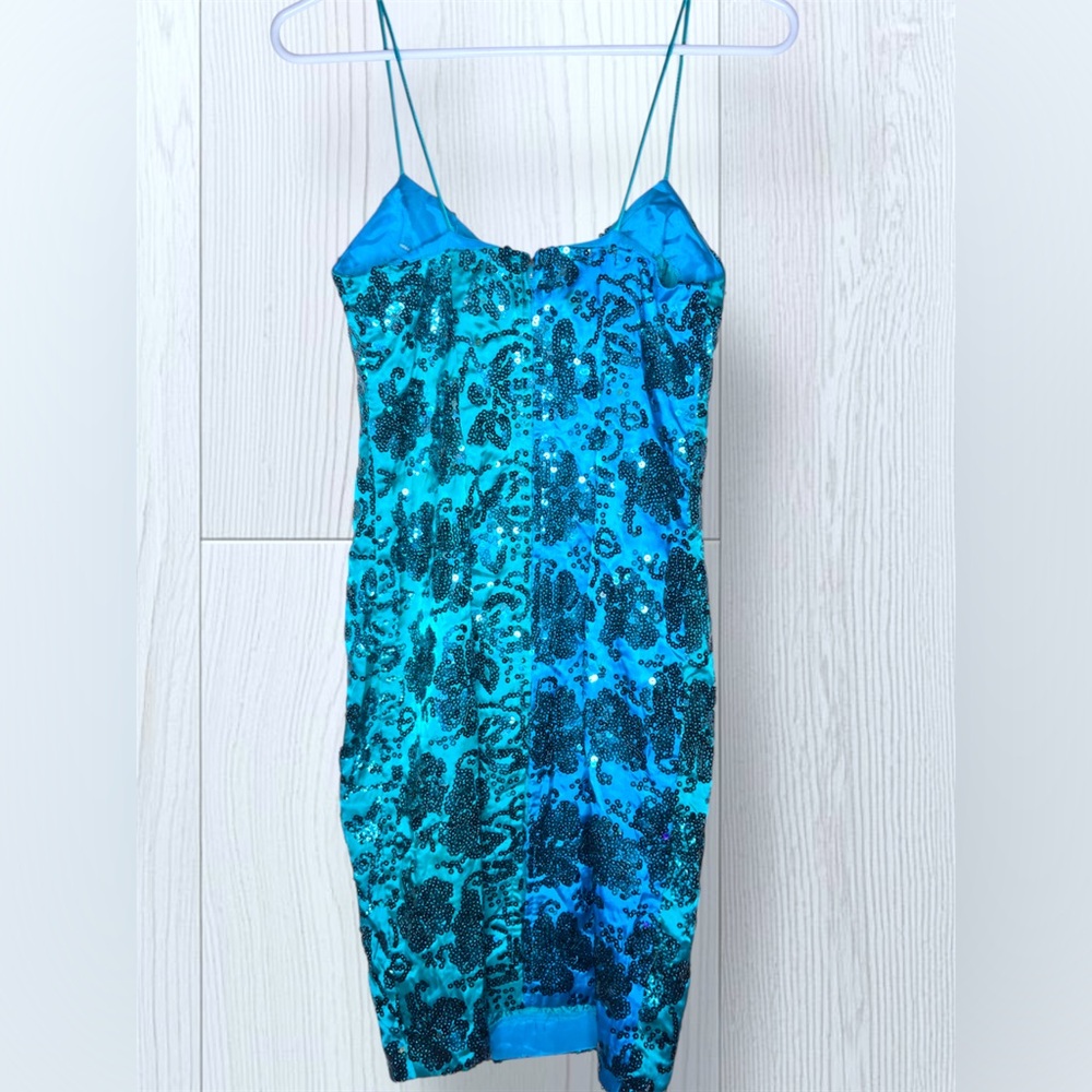 ZUM ZUM Women’s Two Tone Turquoise Sequin Floral Formal Mini Dress - Picture 4 of 11